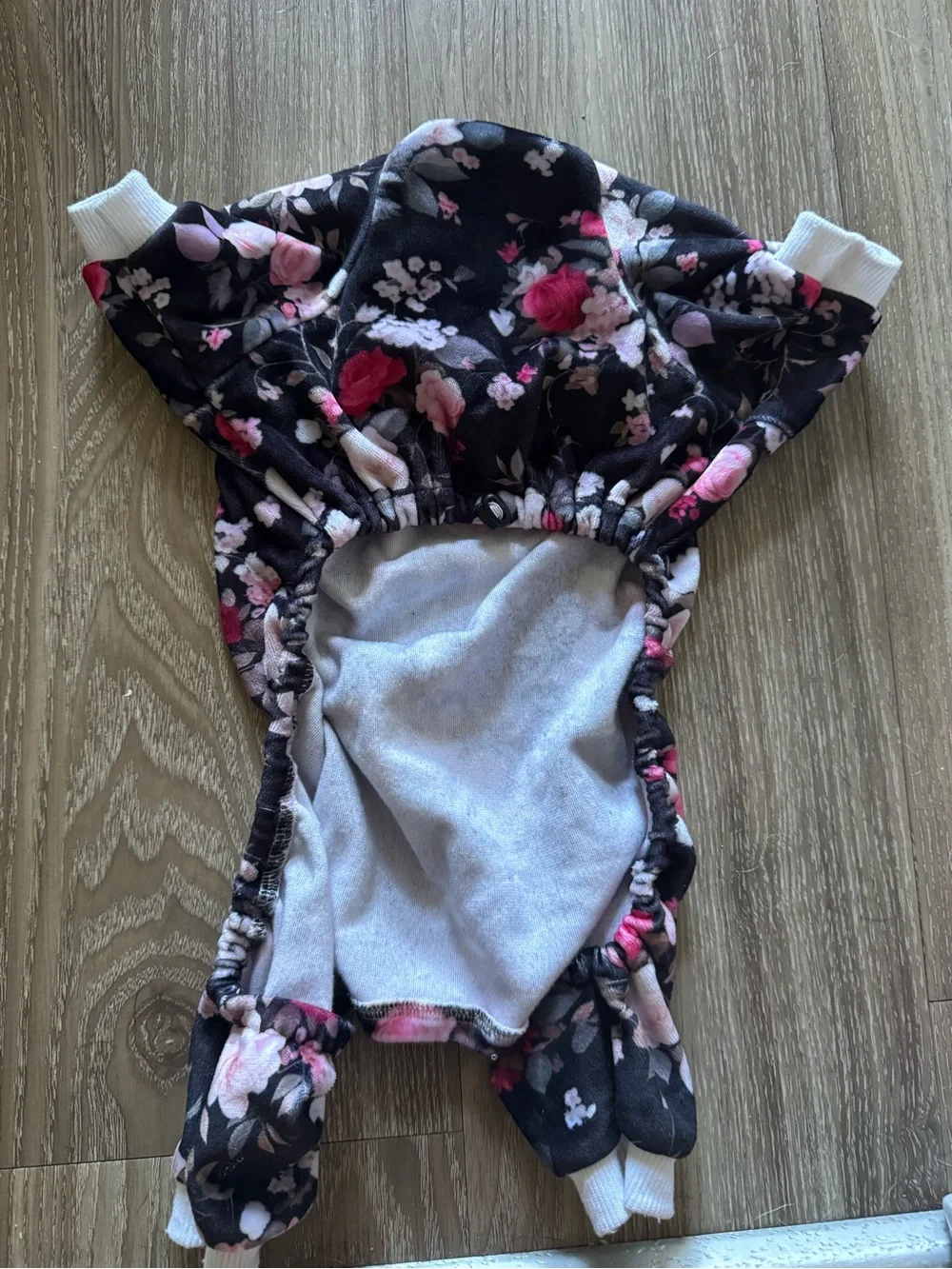 Puppy floral pajamas